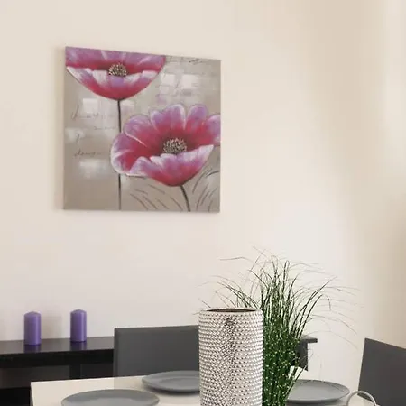 5 Bedroom Townhouse, Sleeps 22 Hébergement de vacances Sliema